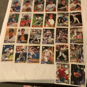 Bundle of Baseball Cards Lot 353